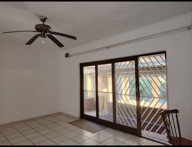 3 BEDROOM PROPERTY TO RENT IN PINELANDS